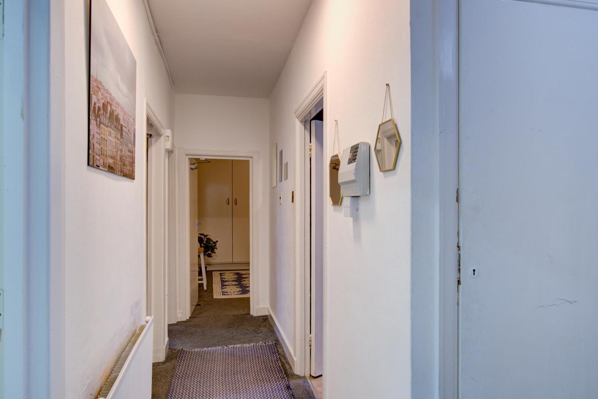 2 Bedroom And Living Edgware Road, Central Apartament *