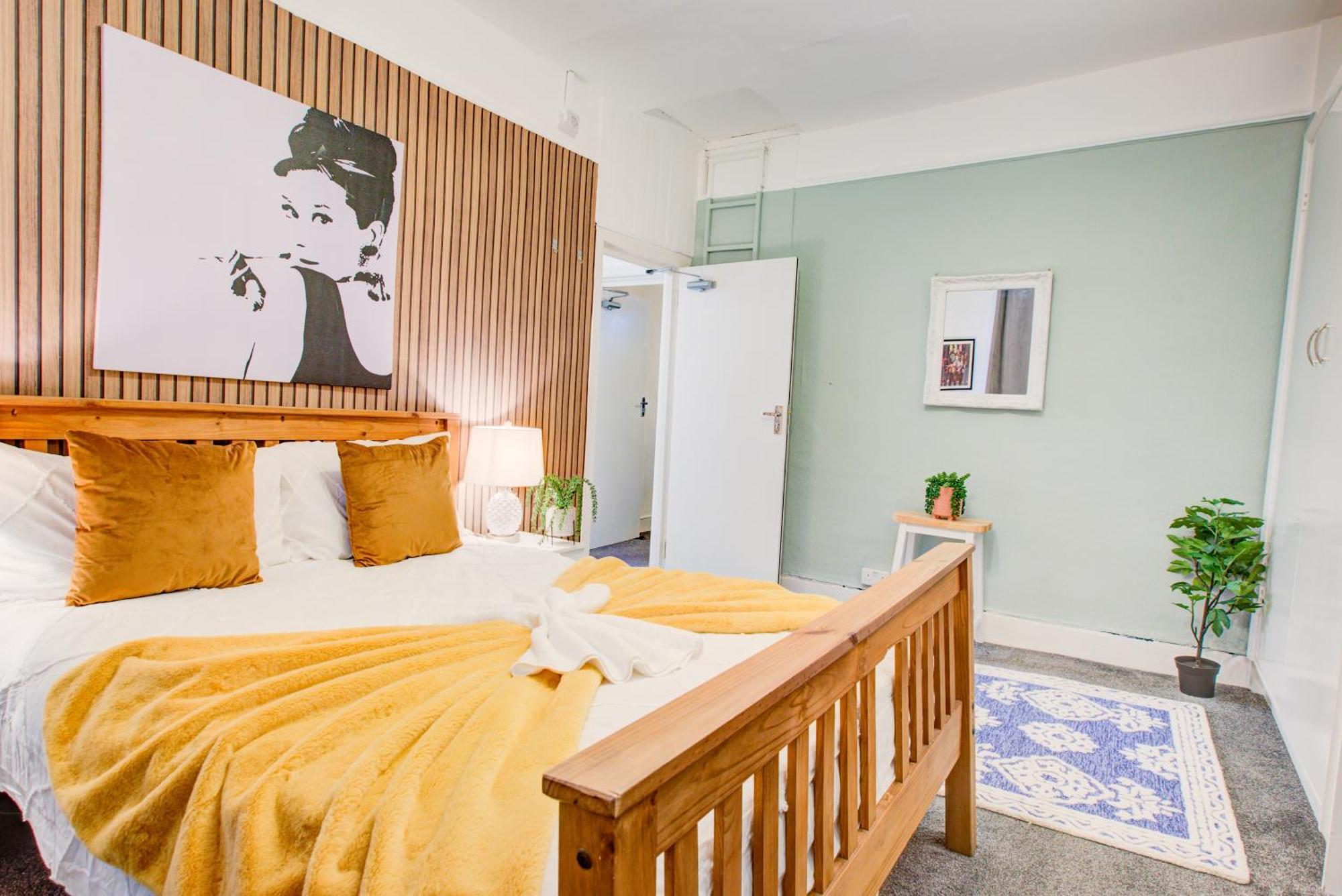2 Bedroom And Living Edgware Road, Central Apartament Londra