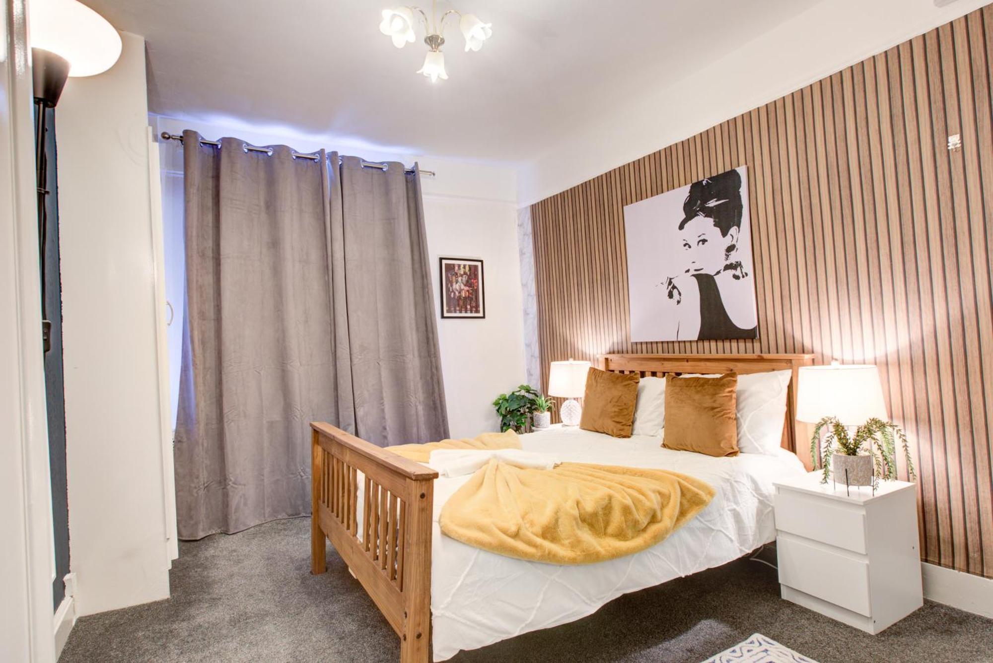 2 Bedroom And Living Edgware Road, Central Apartament *
